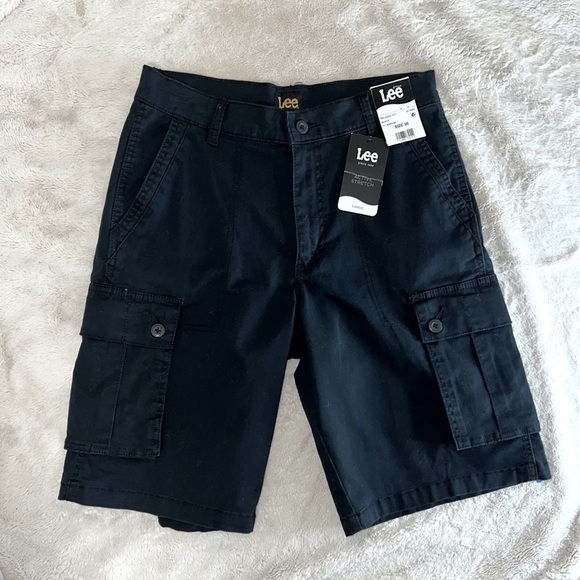 Lee Black Active Stretch Relaxed Fit 11 Inch Cargo Shorts - Size 30, NWT - Picture 7 of 13